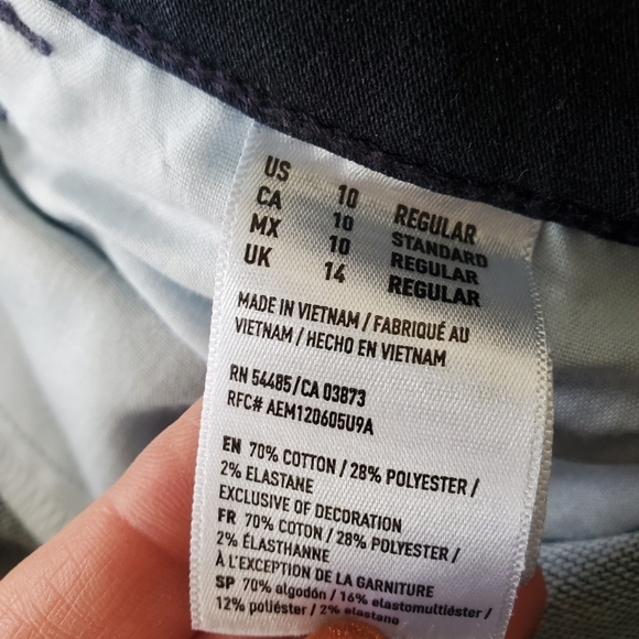 American Eagle Dark Wash Hi-Rise Super Stretch Jegging - Picture 9 of 9